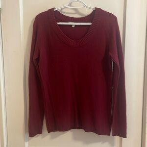 EUC 100% cashmere sweater, maroon